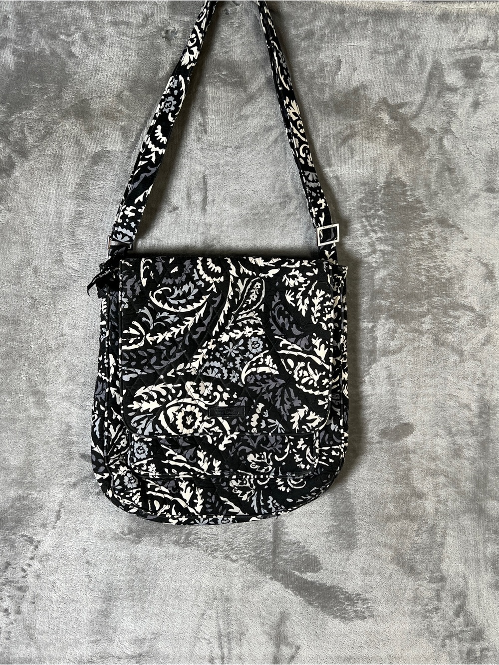 Black & White Paisley Crossbody Bag - Quilted Women's Shoulder Bag
